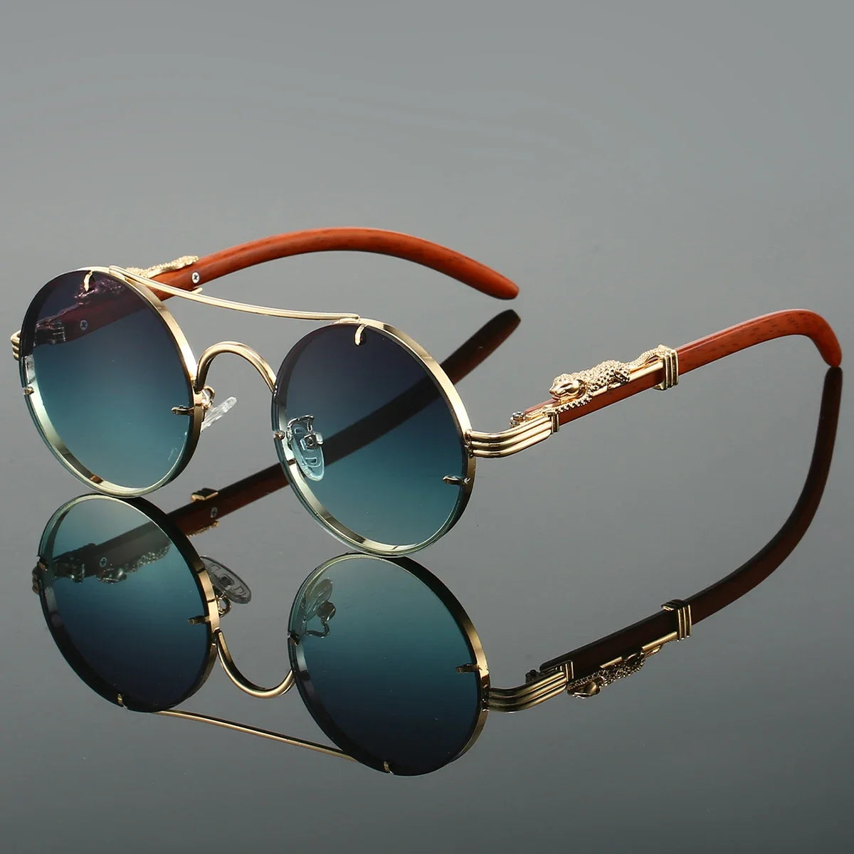Retro Luxe Eyewear